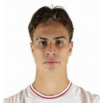 Kenan Yildiz kläder